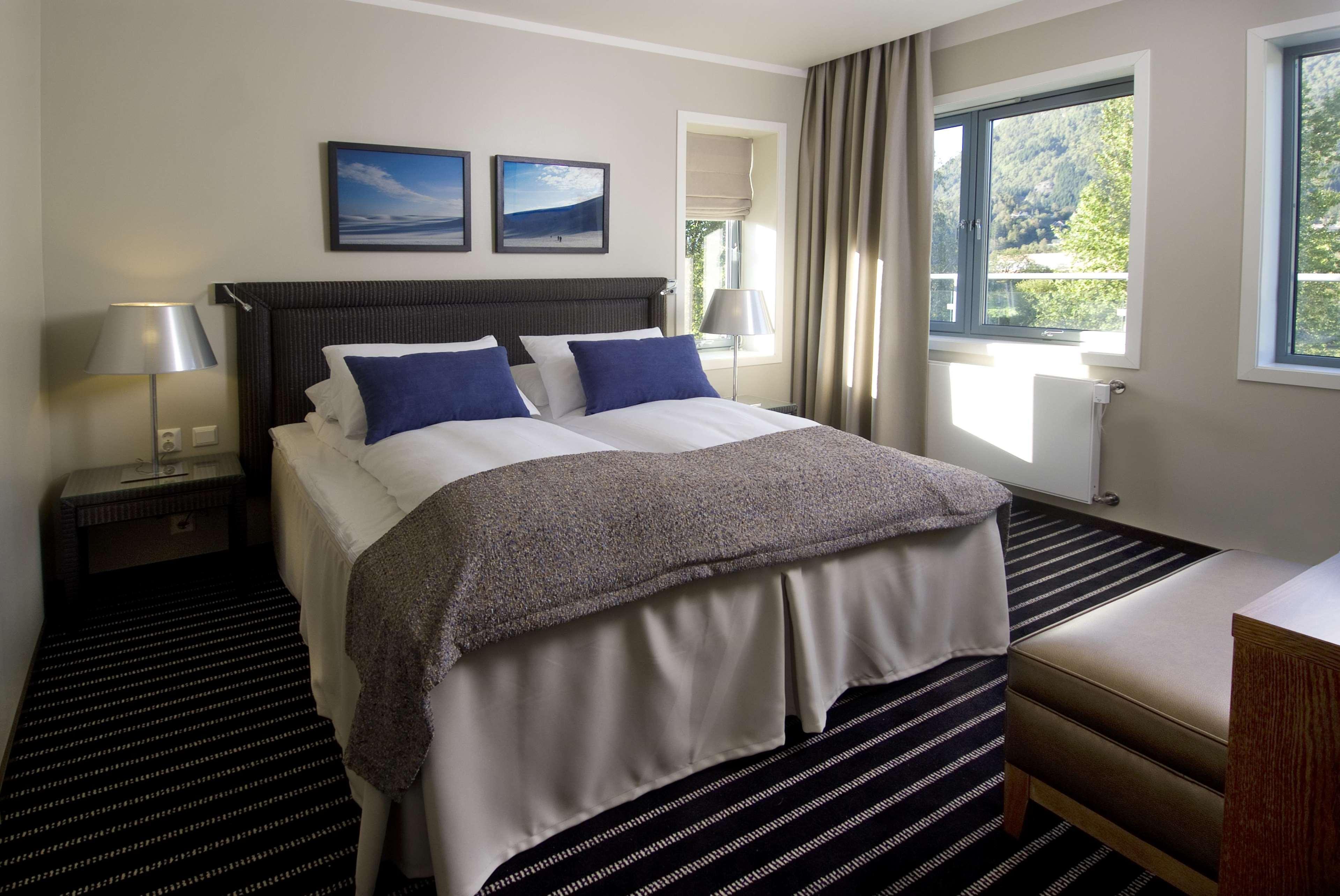 Scandic Sunnfjord Hotel & Spa Førde Exteriér fotografie