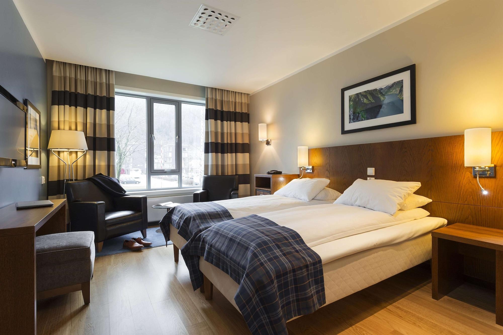 Scandic Sunnfjord Hotel & Spa Førde Exteriér fotografie