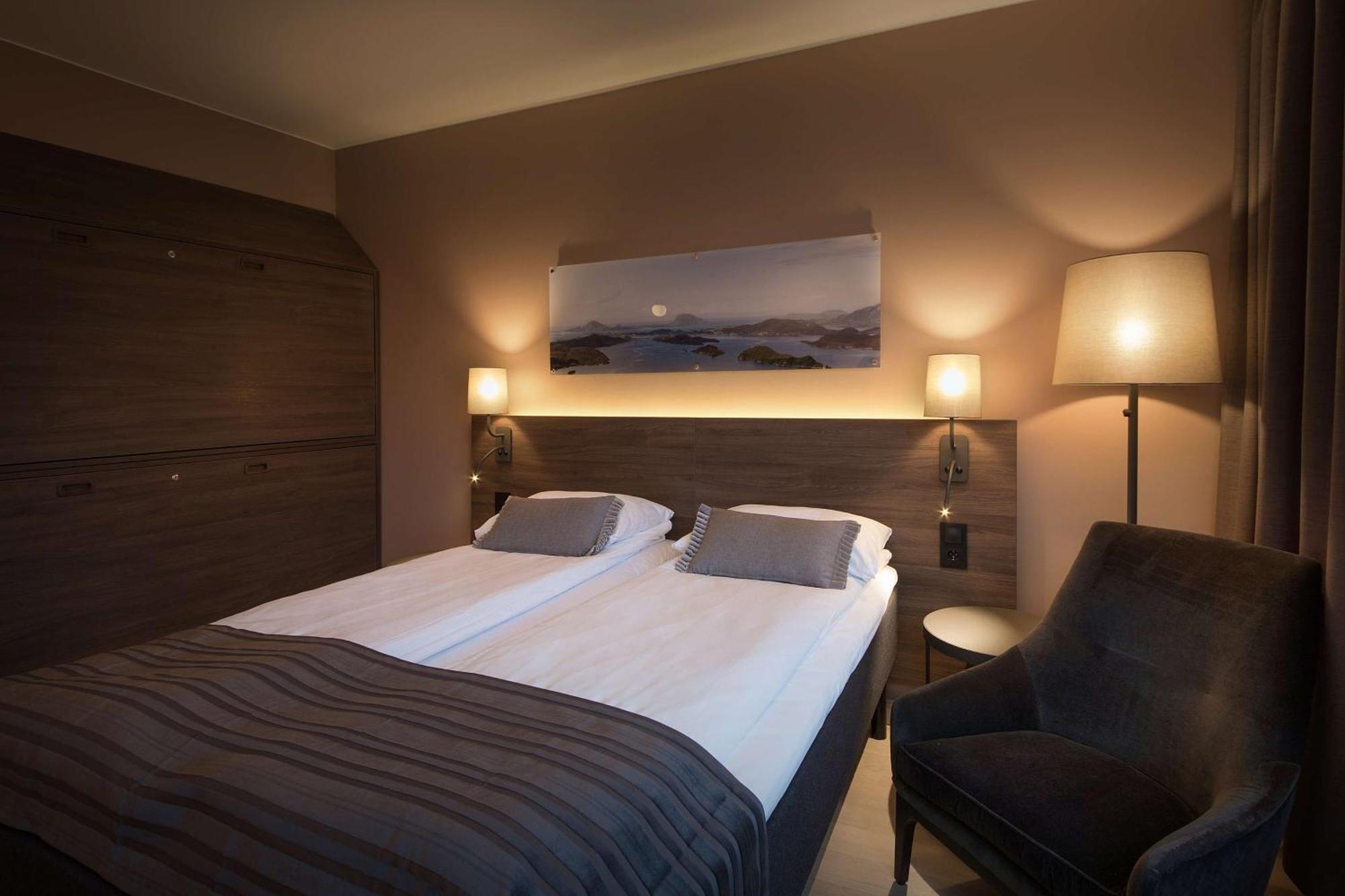 Scandic Sunnfjord Hotel & Spa Førde Exteriér fotografie